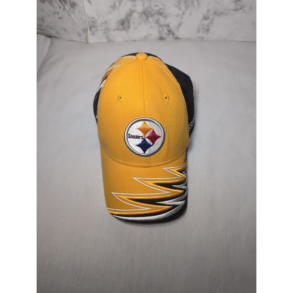 NFL Pittsburgh Steelers Reebok Team Apparel Hat Cap Sharktooth Stretch-fit S/M